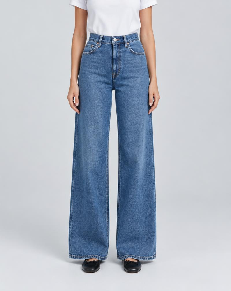 Blauwe denim met een wit shirt